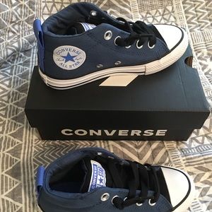 Size 13 little boys blue converse